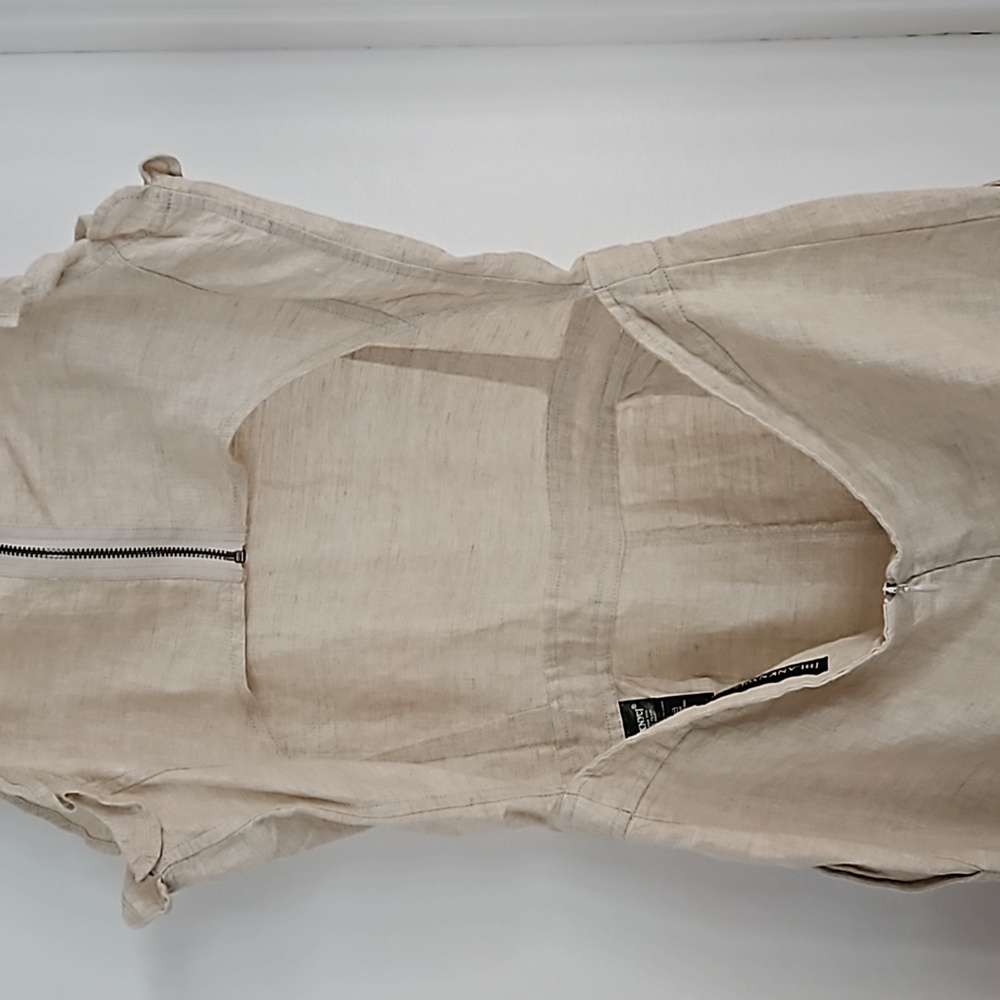 BLANK NYC LINEN OPEN BACK JUMPSUIT - Picture 5 of 13